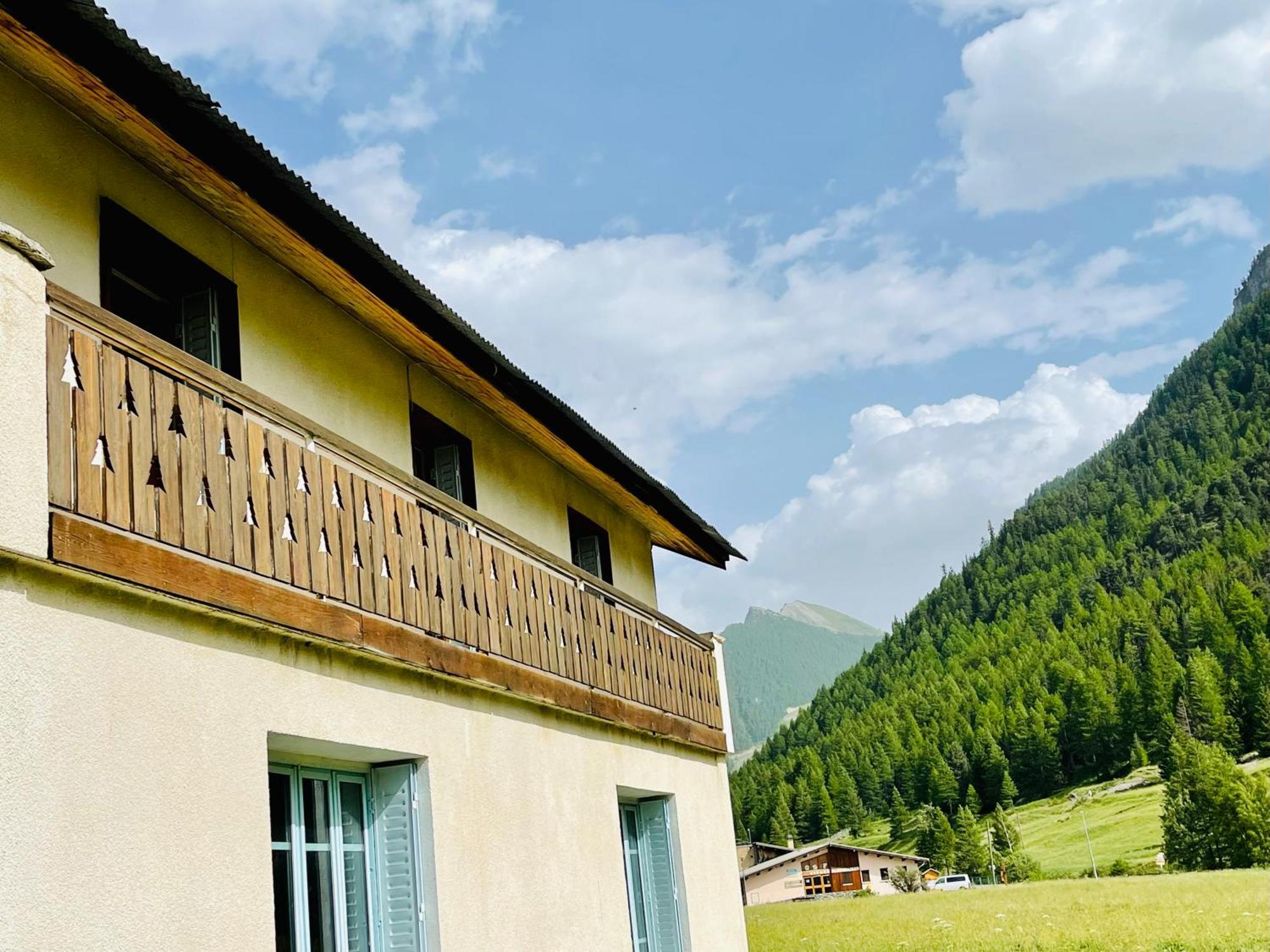 Gite Montagne 1 A 25 Places "Chalet Coste Belle" Ceillac Eksteriør billede